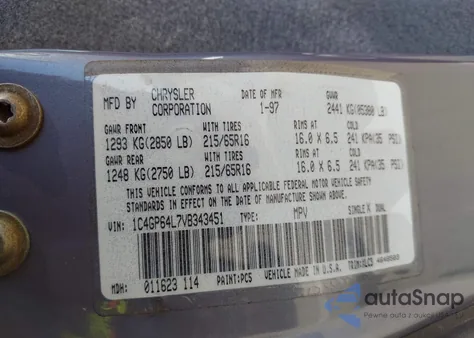 1997 Chrysler Town & Country Lxi z USA, uszkodzony, nr VIN 1C4GP64L7VB343451